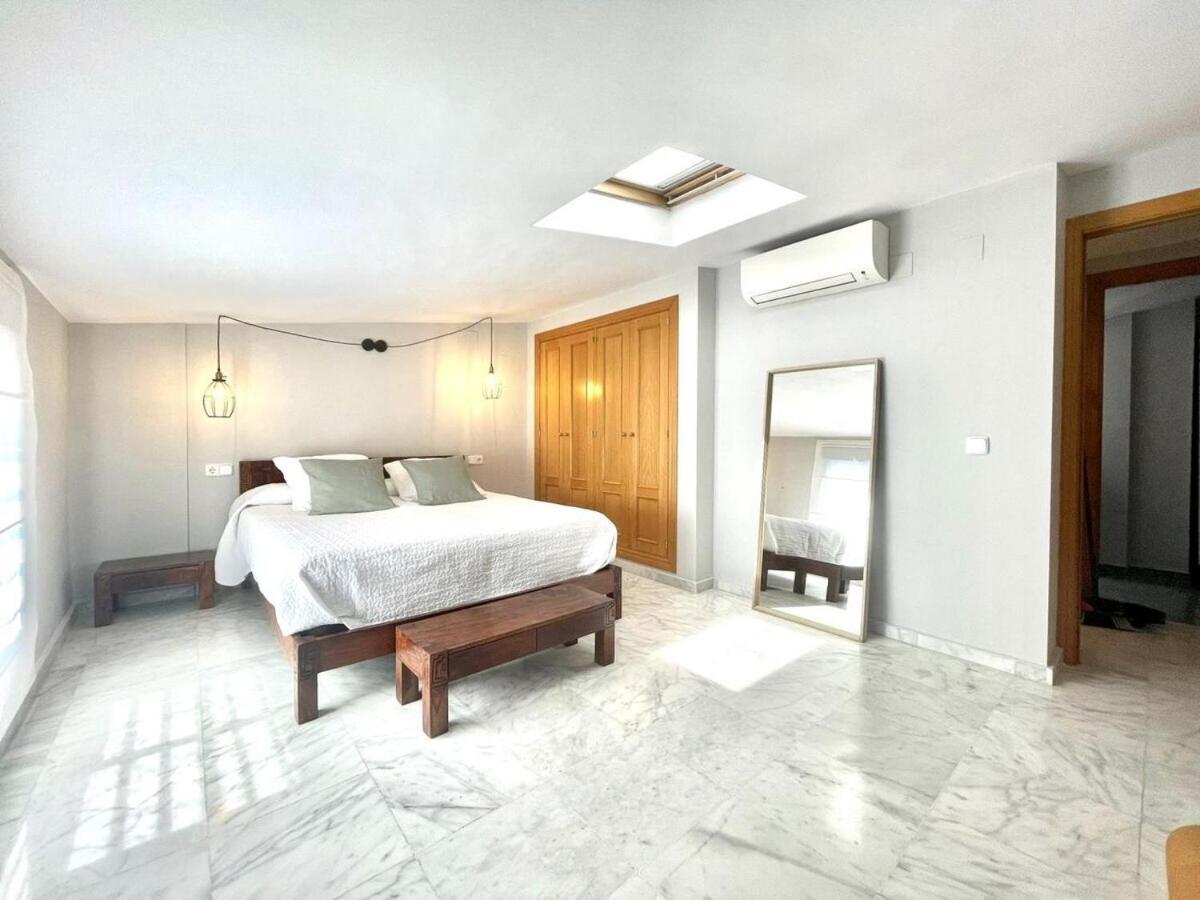 Calu Homes Duplex Cerca Playa De Huelin Appartamento Málaga